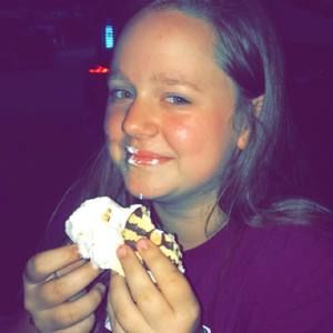 Meet your Posher, Lauren